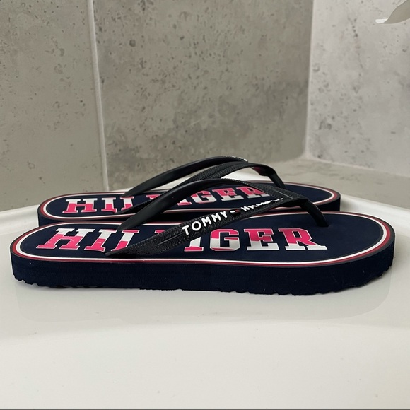 Tommy Hilfiger Women’s Flip Flop Size 5 - Picture 3 of 10